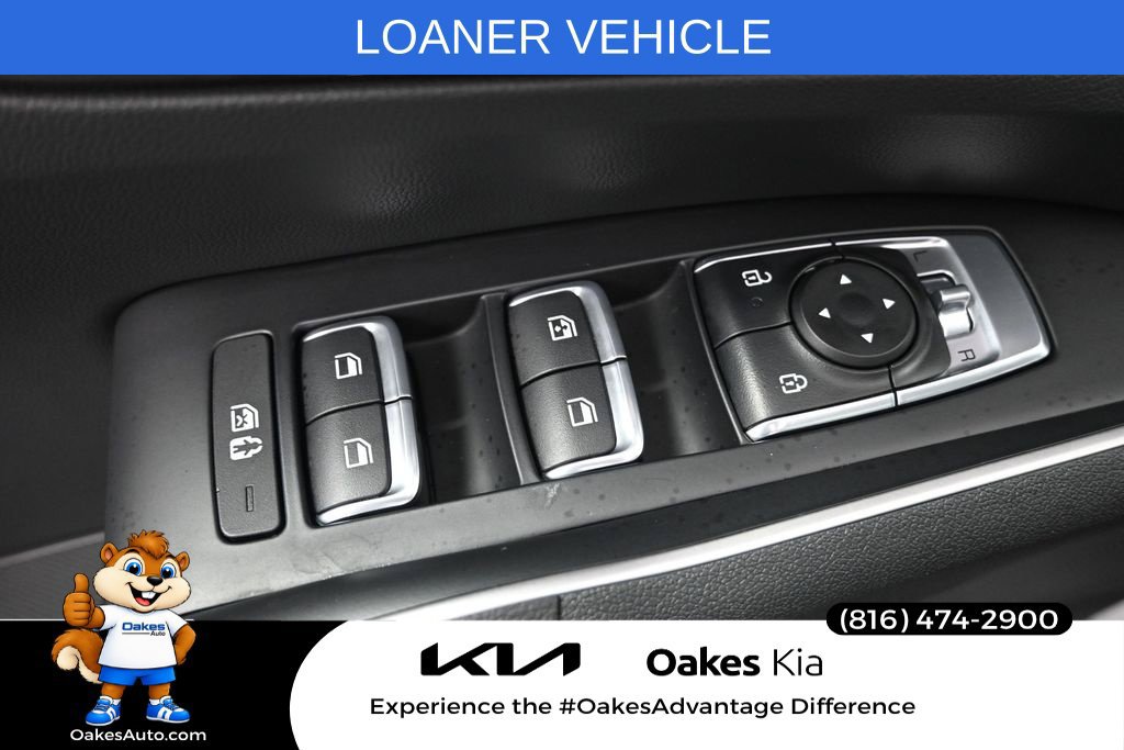 Certified 2026 Kia Sorento S w/ S Panoramic Sunroof Package FWD image 10