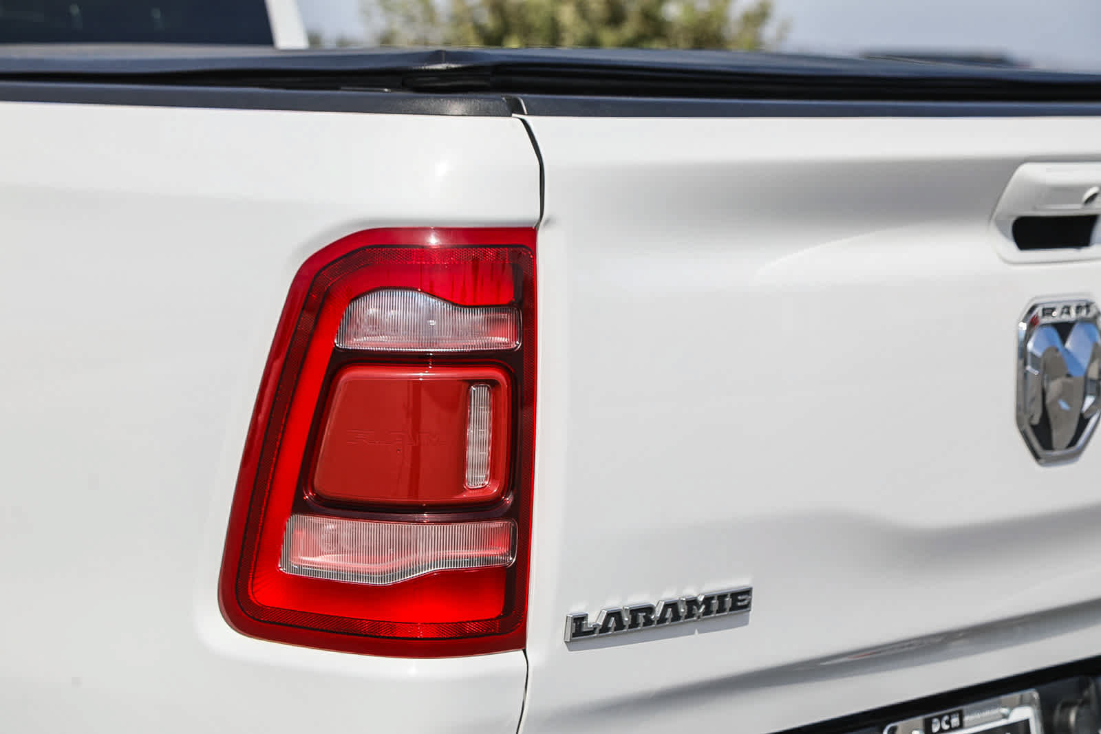 Used 2023 RAM 1500 Laramie AWD/4WD image 9