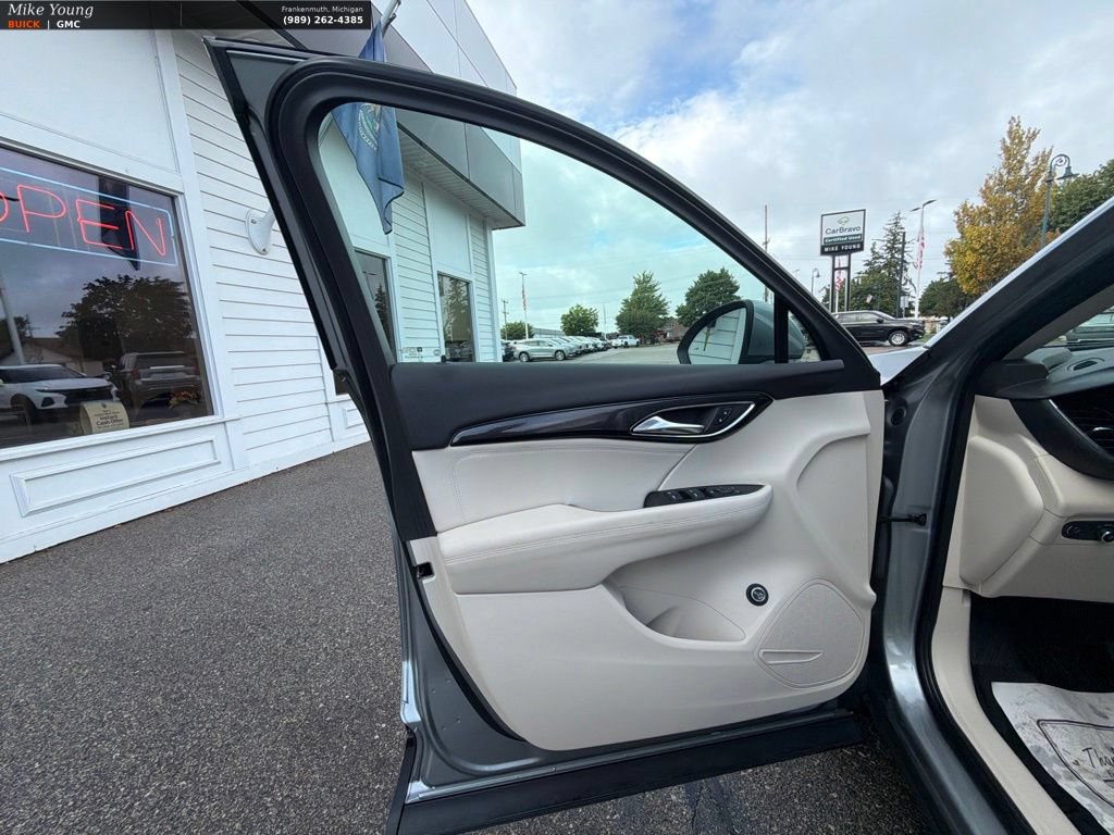 Used 2023 Buick Envision Preferred AWD/4WD image 11