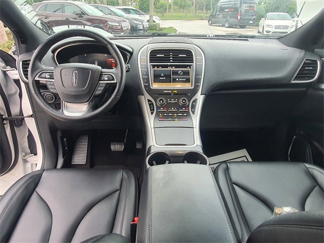 Used 2019 Lincoln Nautilus Standard image 28