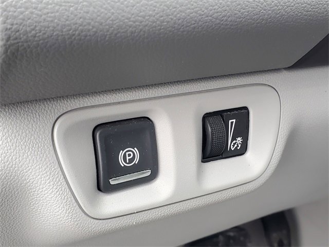 Used 2019 GMC Acadia SLE w/ Driver Alert Package I image 17