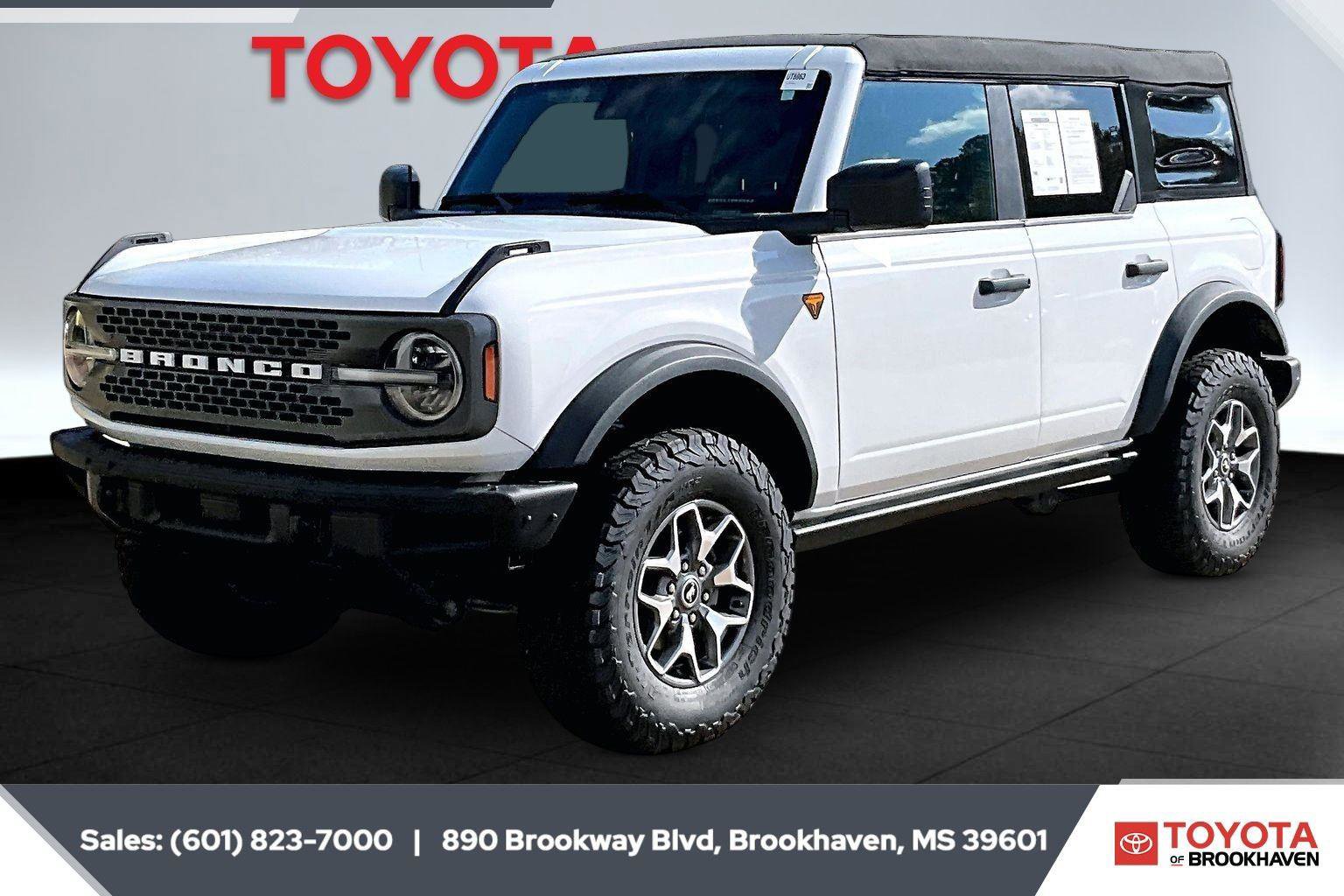 Used 2024 Ford Bronco Badlands image 1