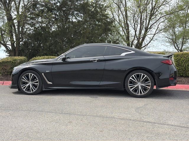 Used 2019 INFINITI Q60 3.0t Luxe w/ Essential Package image 8
