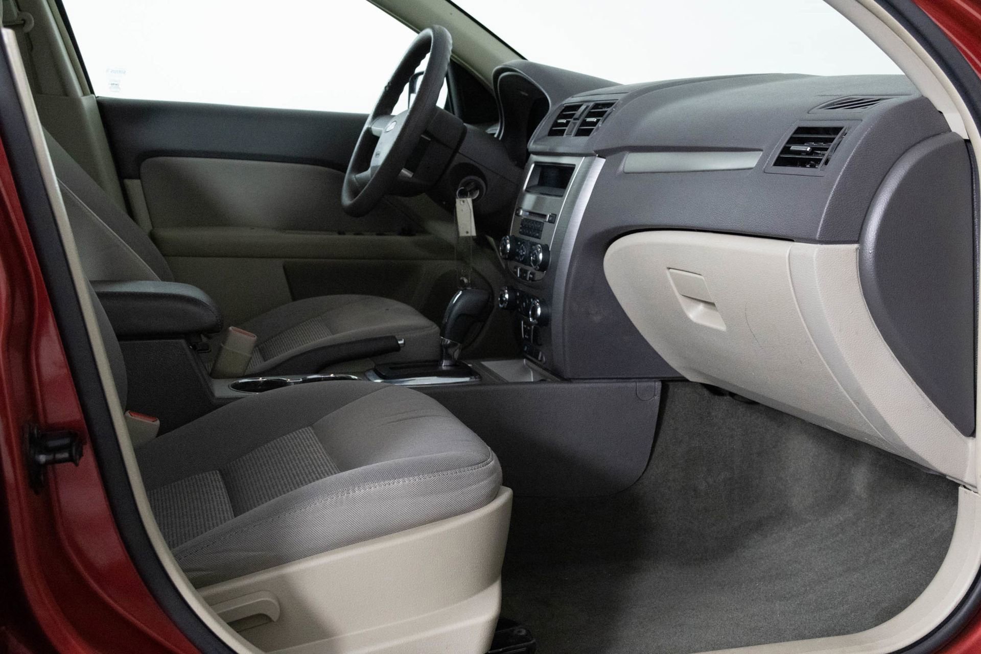 Used 2011 Ford Fusion SE w/ 202A Rapid Spec Order Code image 38