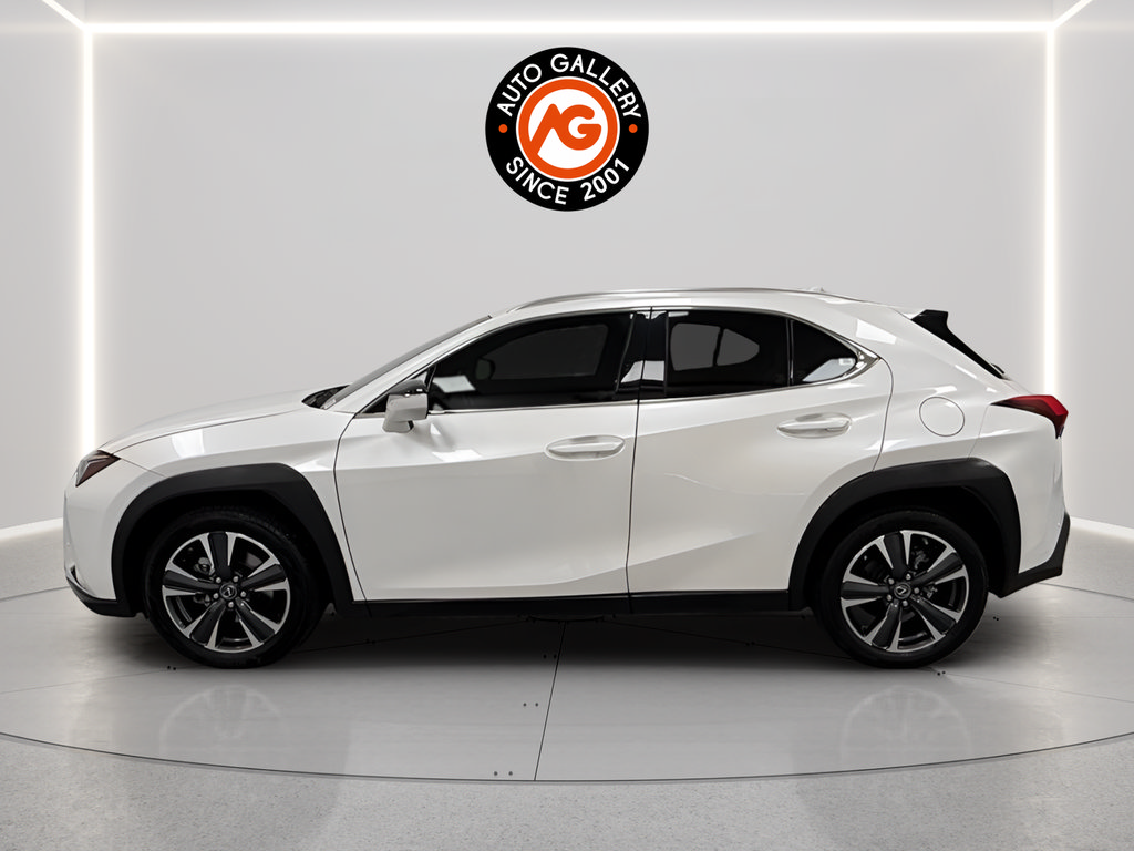Used 2021 Lexus UX 200 w/ Accessory Package (Z1) FWD image 6