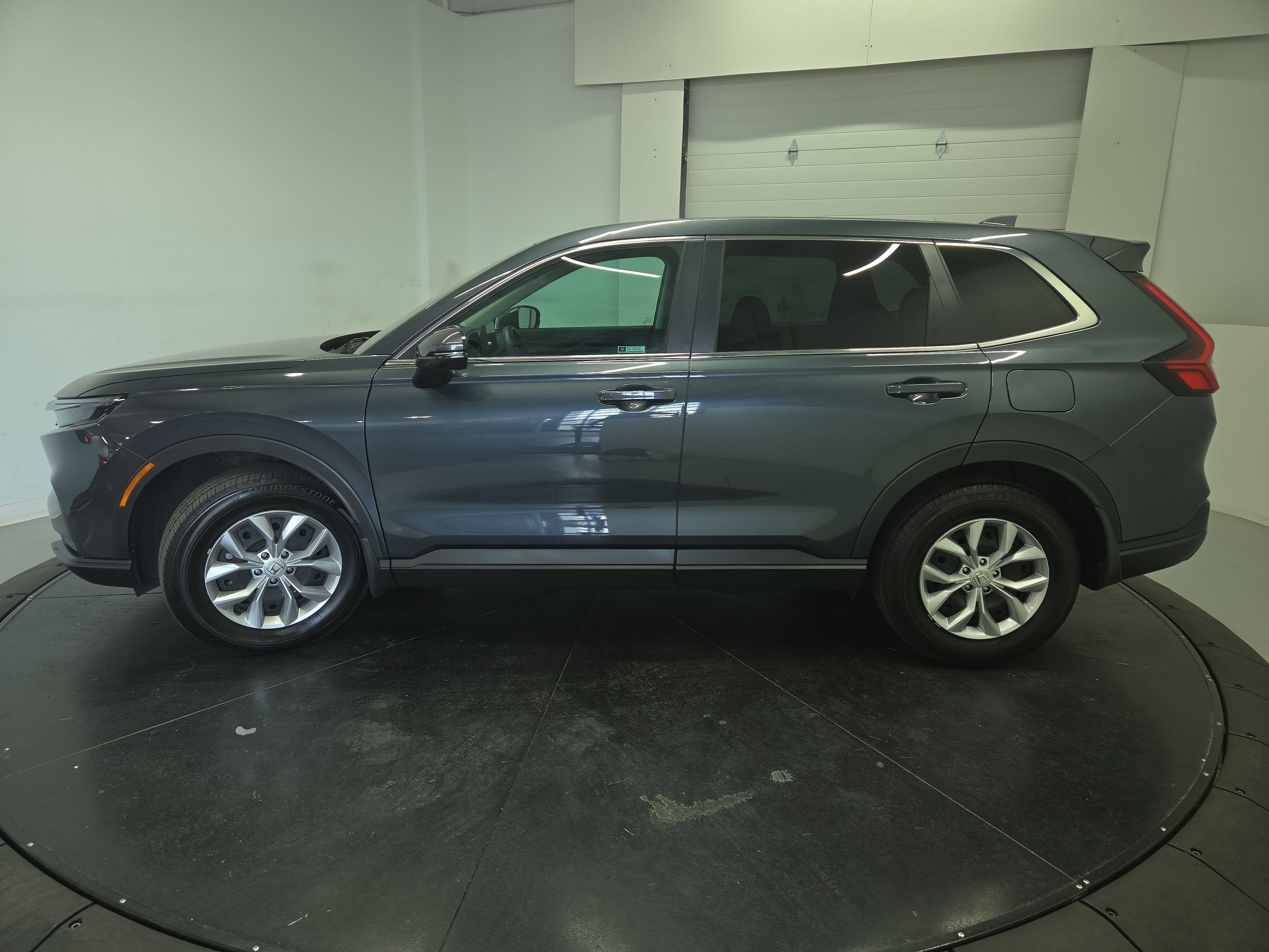 Used 2026 Honda CR-V LX image 5
