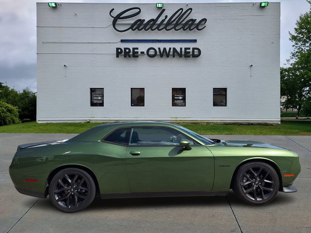 Used 2021 Dodge Challenger R/T w/ Blacktop Package image 2