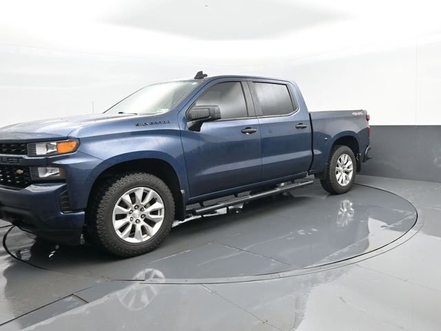 Used 2019 Chevrolet Silverado 1500 Custom w/ Custom Value Package AWD/4WD image 2