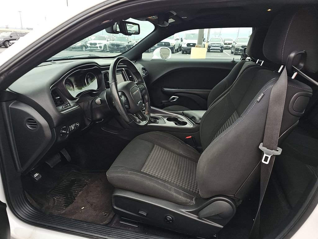 Used 2018 Dodge Challenger R/T w/ Sound Group RWD image 5