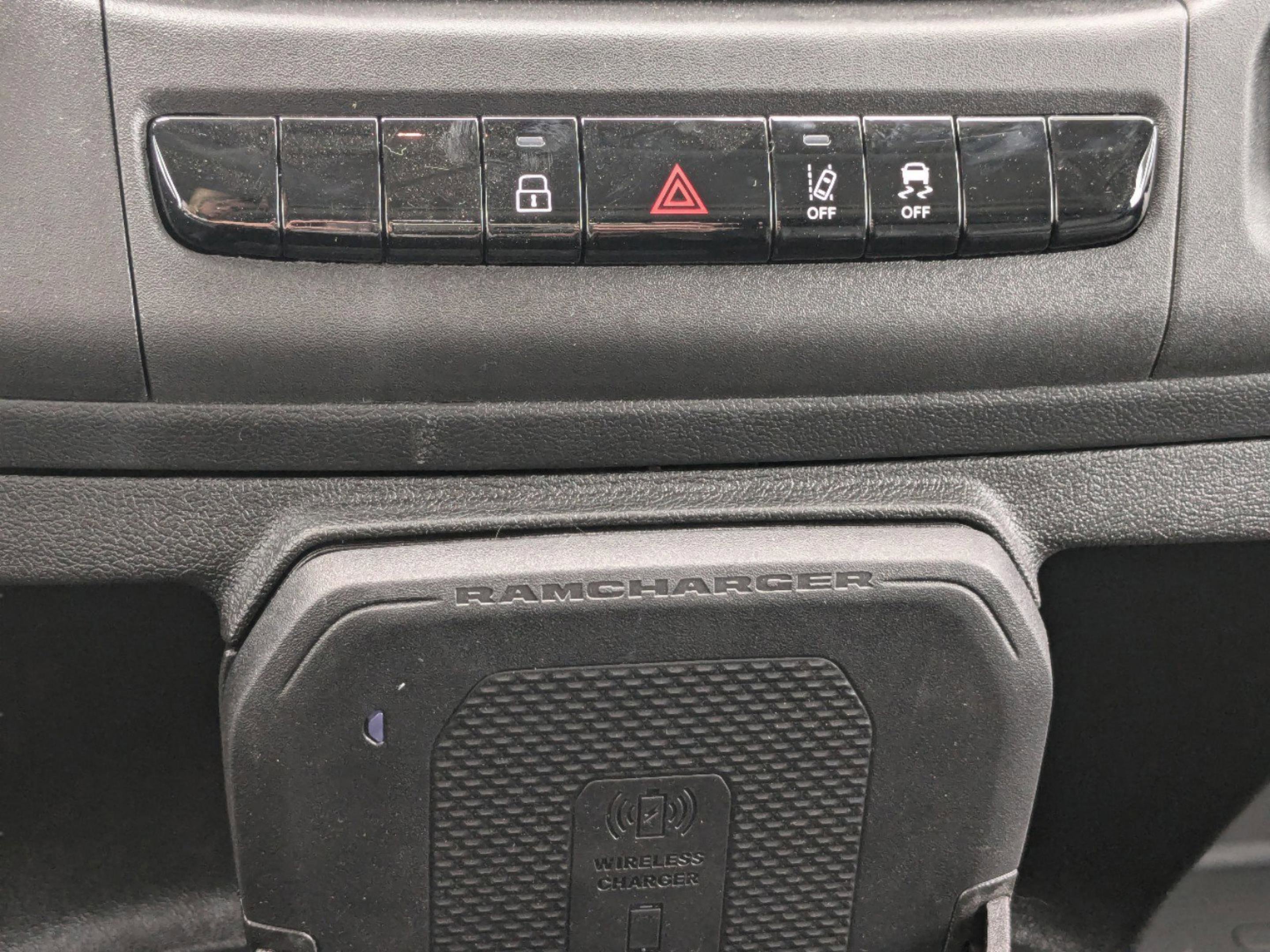New 2025 RAM ProMaster 3500 w/ Quick Order Package 22H SLT+ image 23