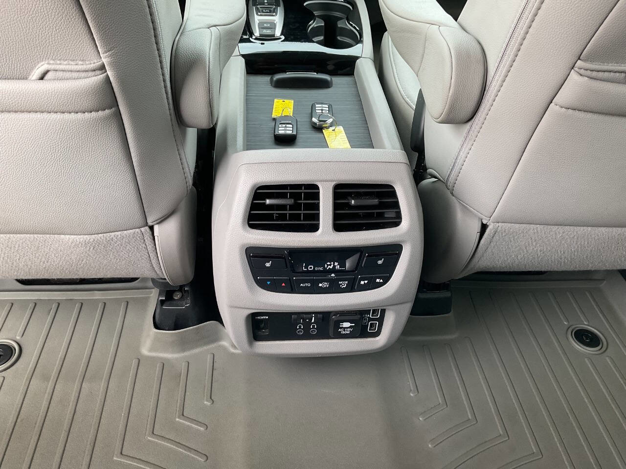Used 2019 Honda Pilot Touring image 40