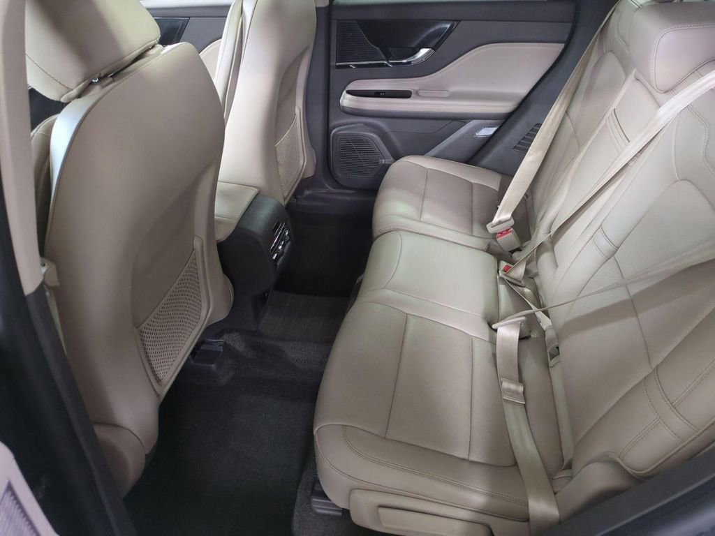 Certified 2022 Lincoln Corsair Reserve w/ Equipment Group 201A image 27