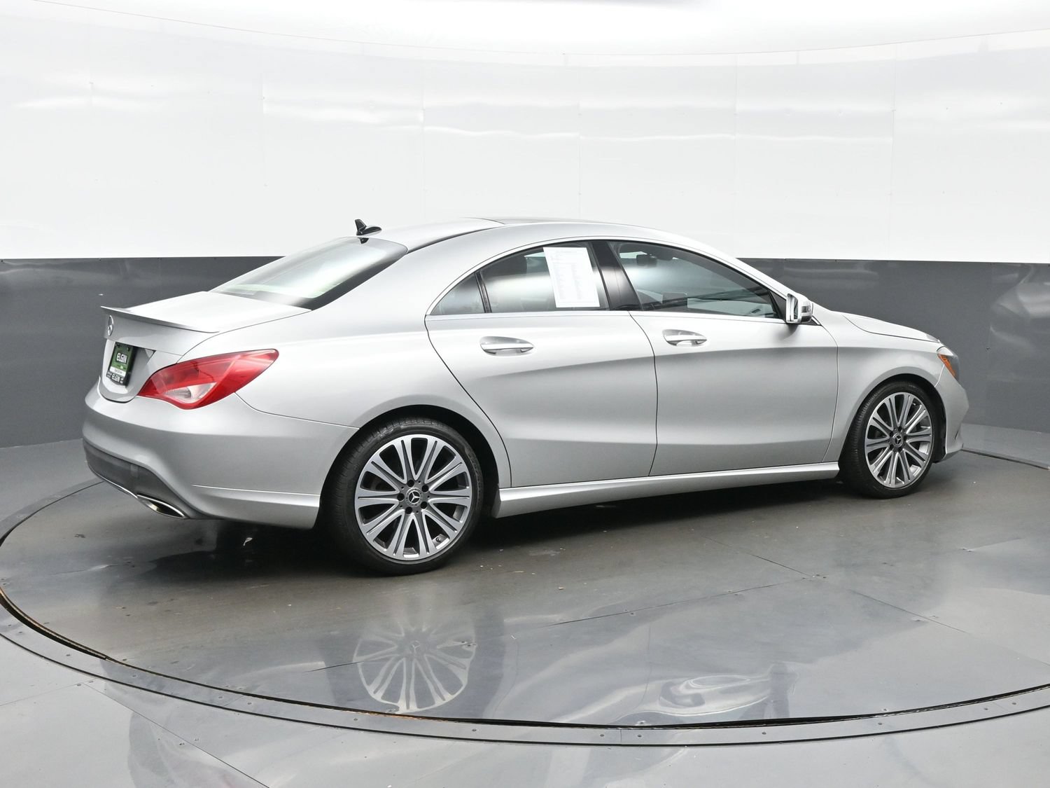 Used 2018 Mercedes-Benz CLA 250 image 8