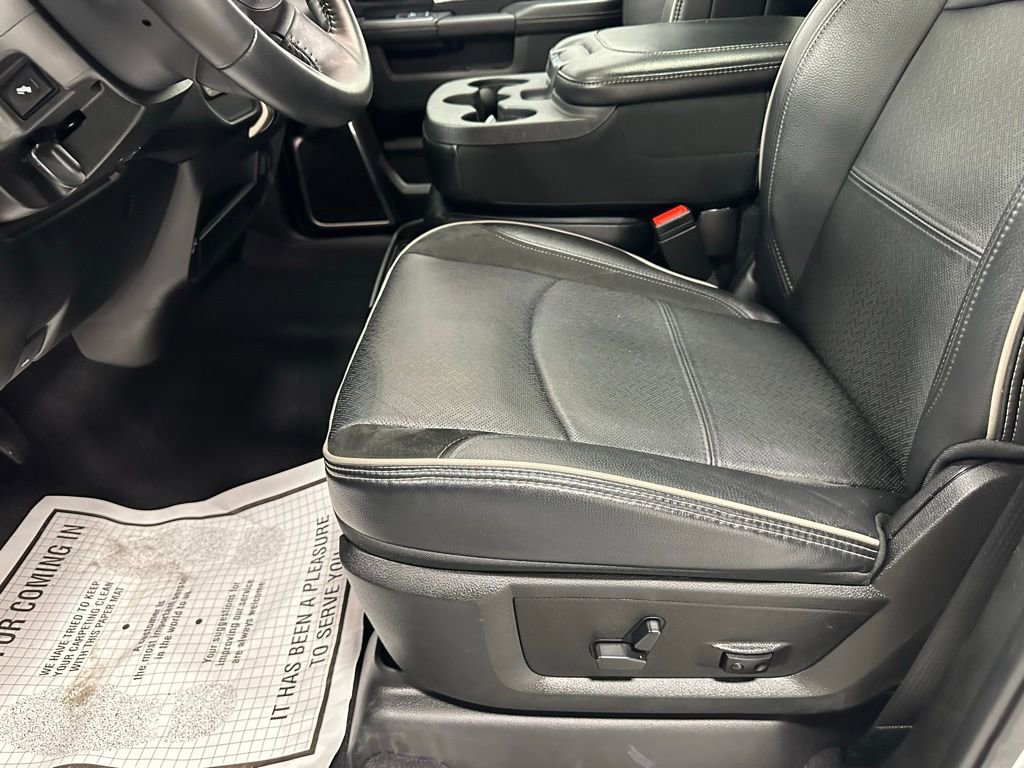 Used 2024 RAM 3500 Laramie image 13