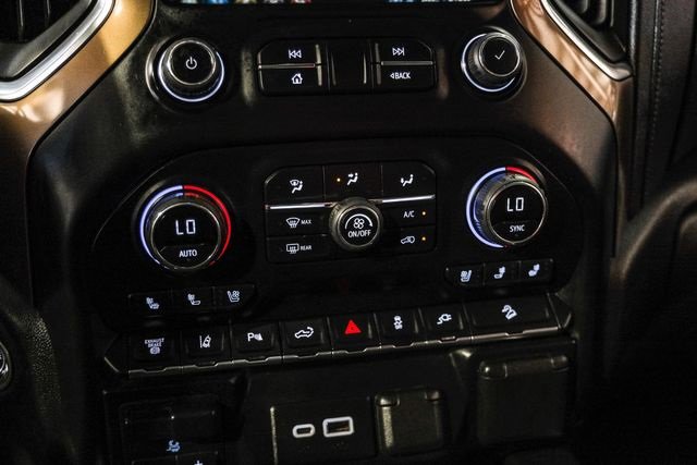 Used 2022 Chevrolet Silverado 3500 High Country w/ Technology Package image 24