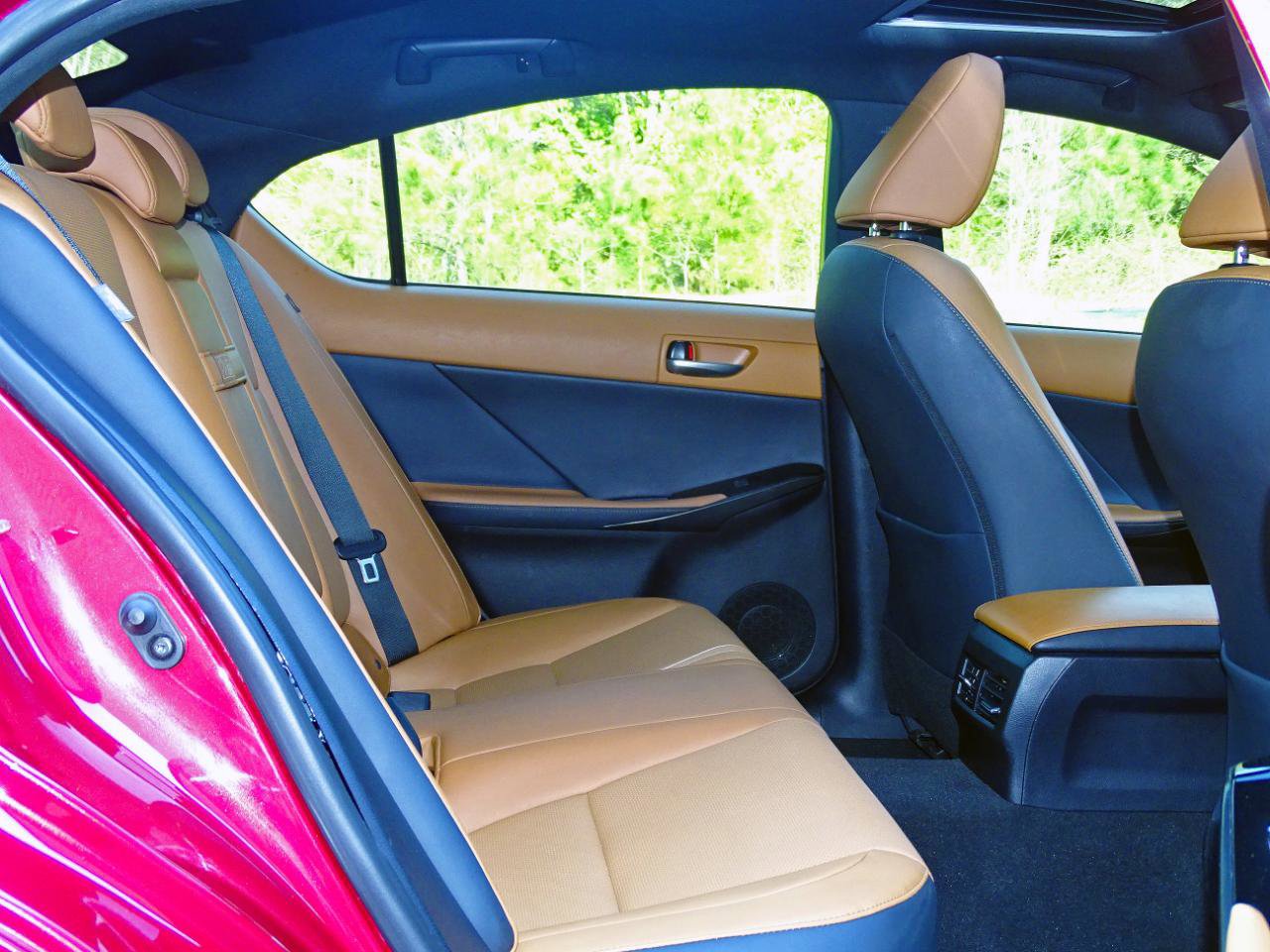 Used 2023 Lexus IS 300 w/ Premium Package image 17