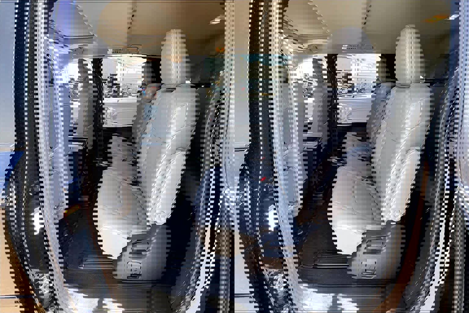 Used 2026 Toyota Sienna XLE image 21