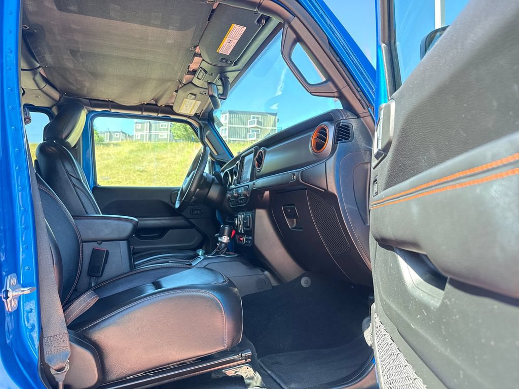 Used 2020 Jeep Gladiator Mojave AWD/4WD image 29