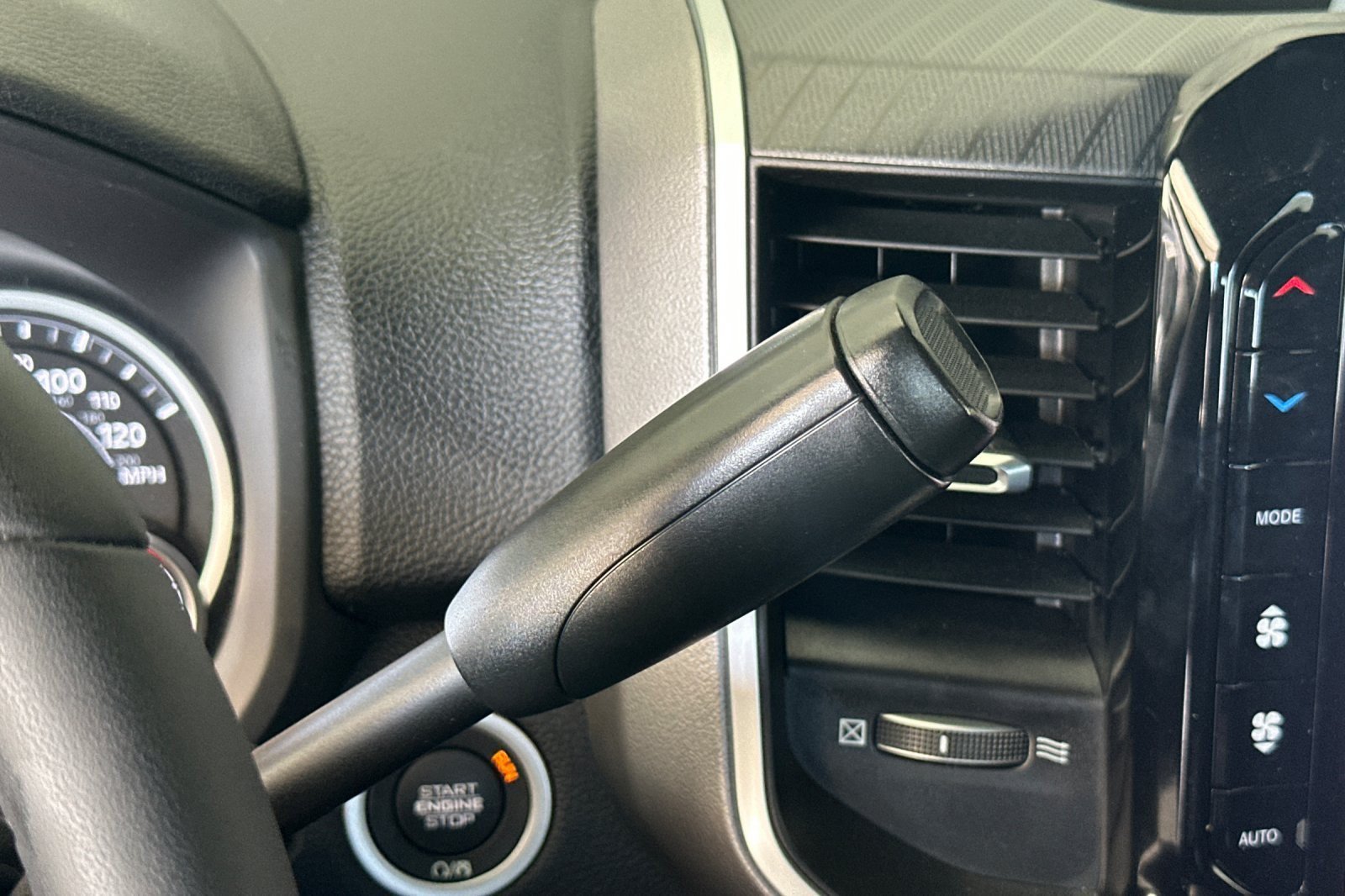 Used 2026 RAM 2500 Big Horn AWD/4WD image 20
