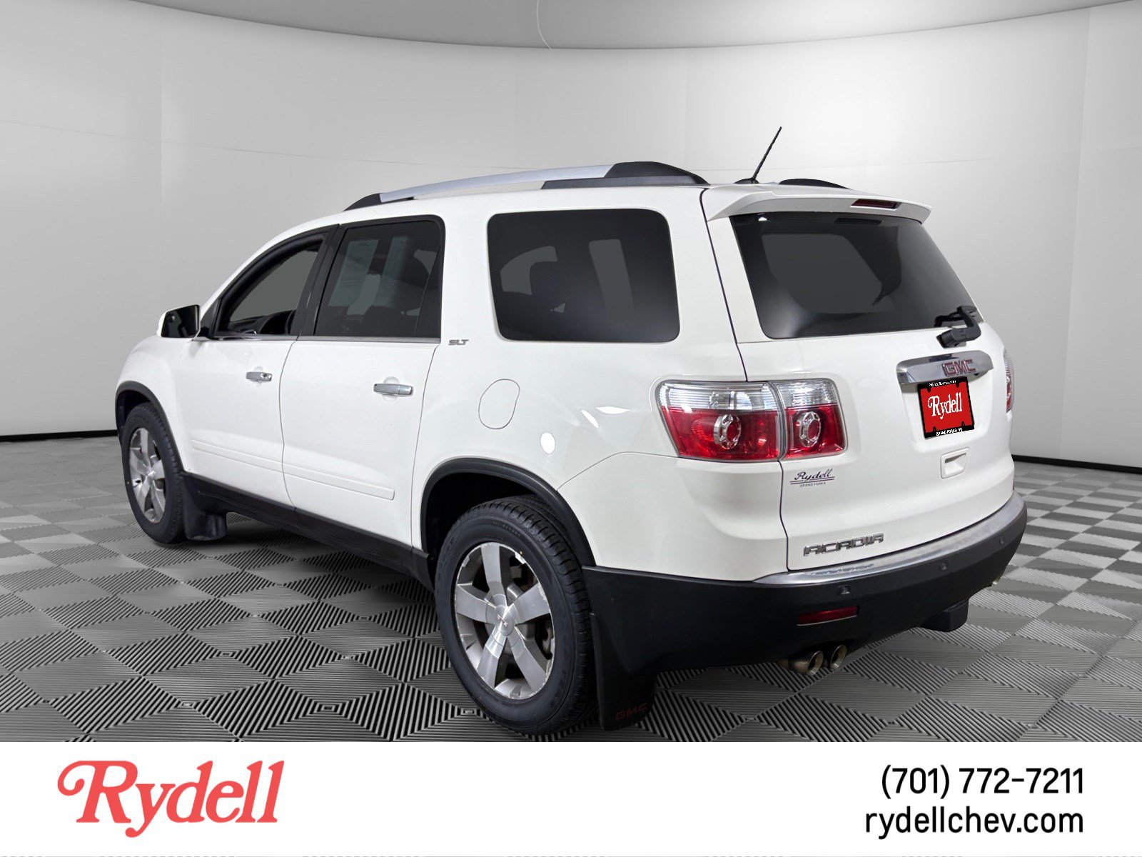 Used 2012 GMC Acadia SLT FWD image 3