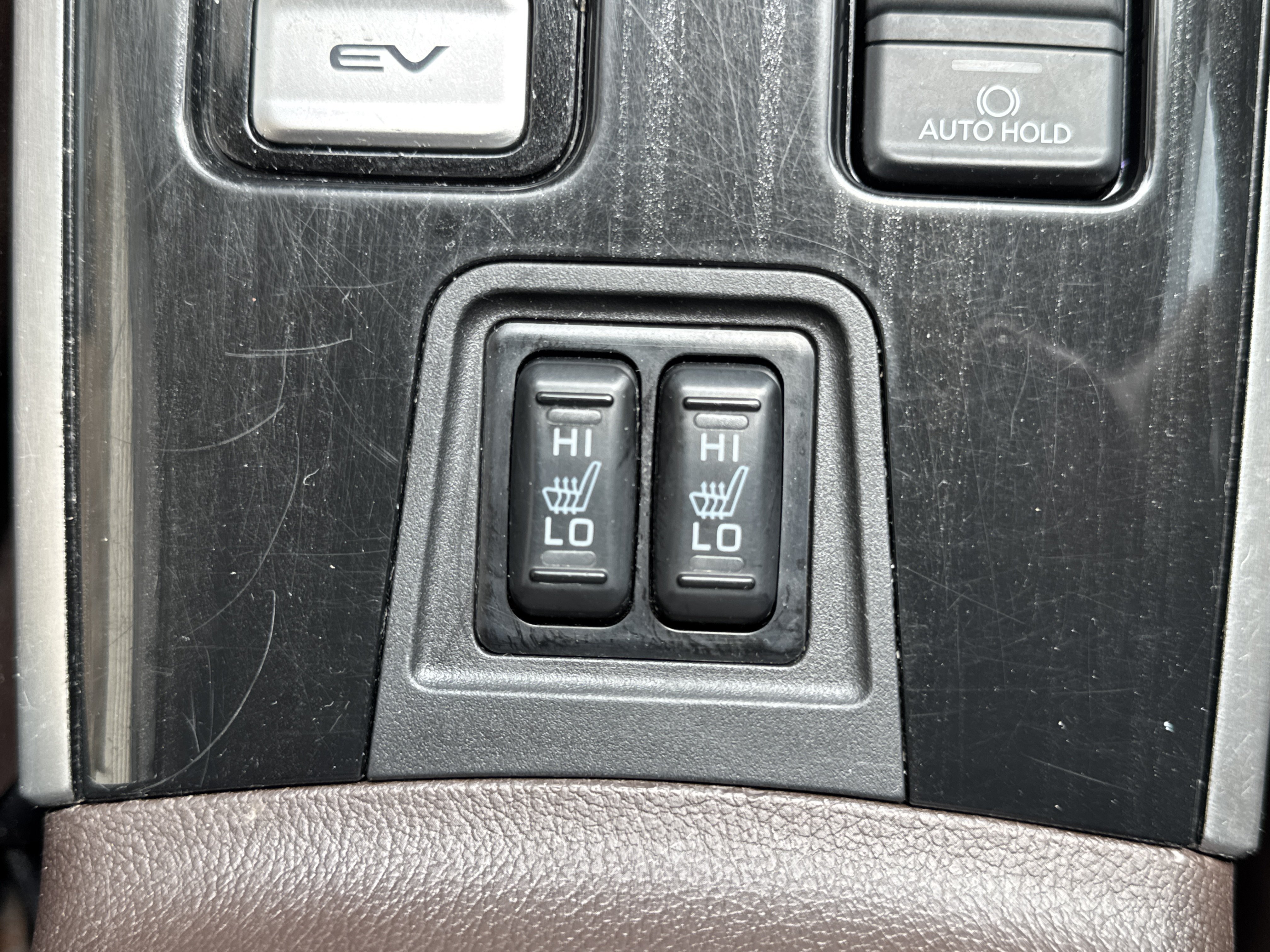 Used 2018 Mitsubishi Outlander SEL AWD/4WD image 14