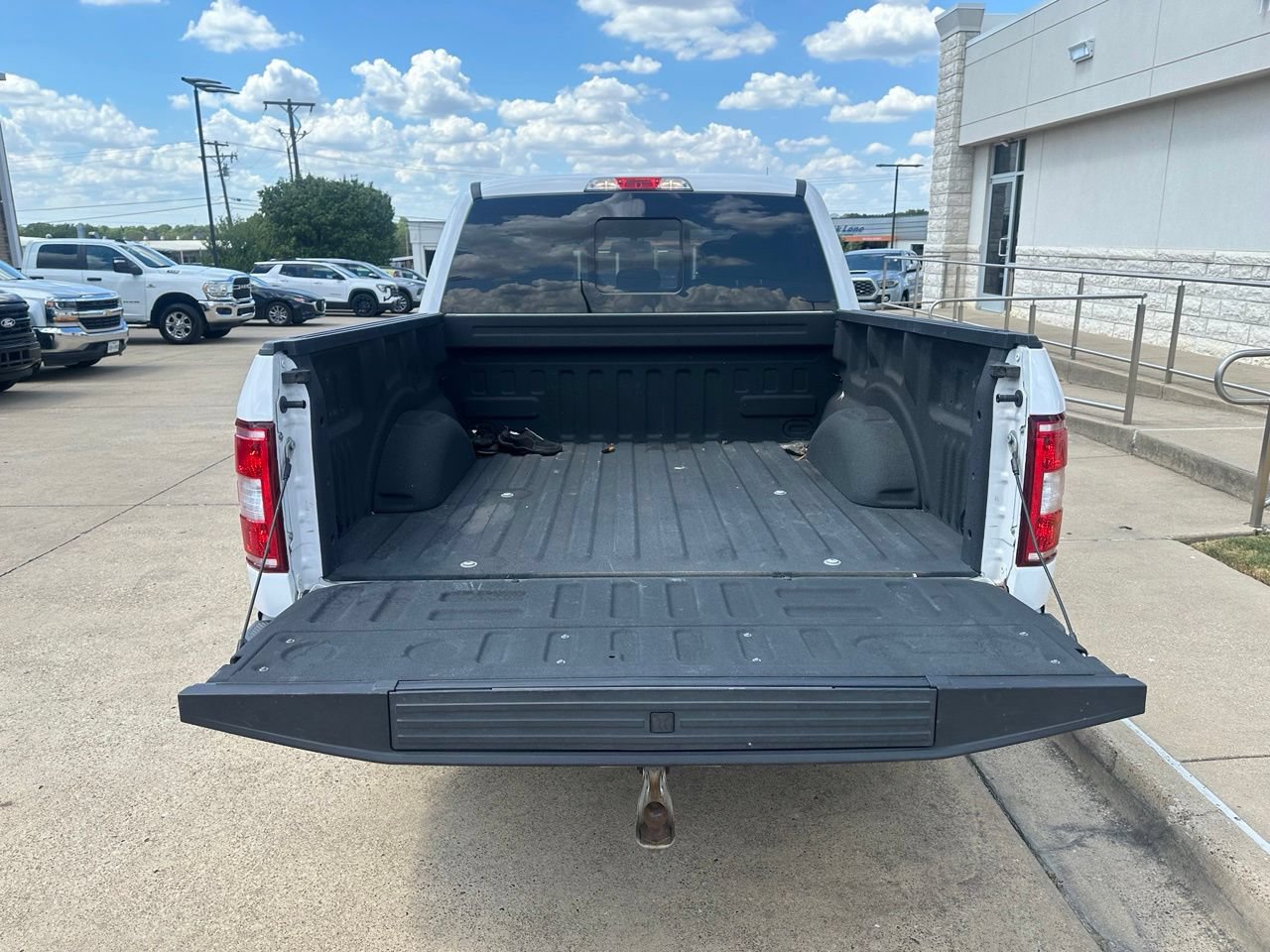 Used 2019 Ford F150 XLT w/ Equipment Group 302A Luxury AWD/4WD image 8