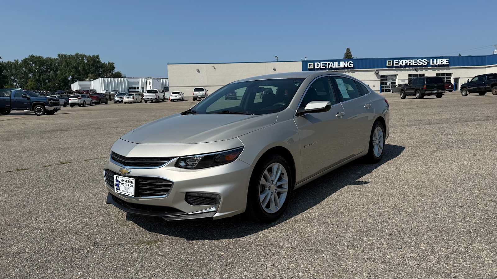 Used 2016 Chevrolet Malibu LT FWD image 1