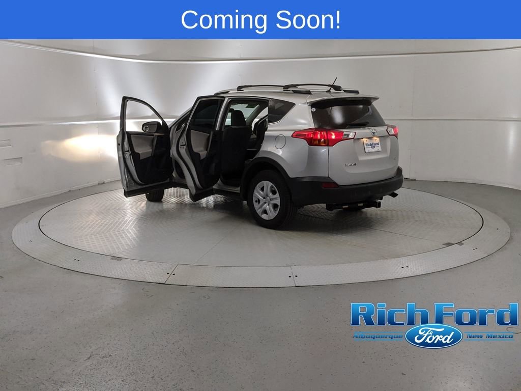 Used 2015 Toyota RAV4 LE image 10