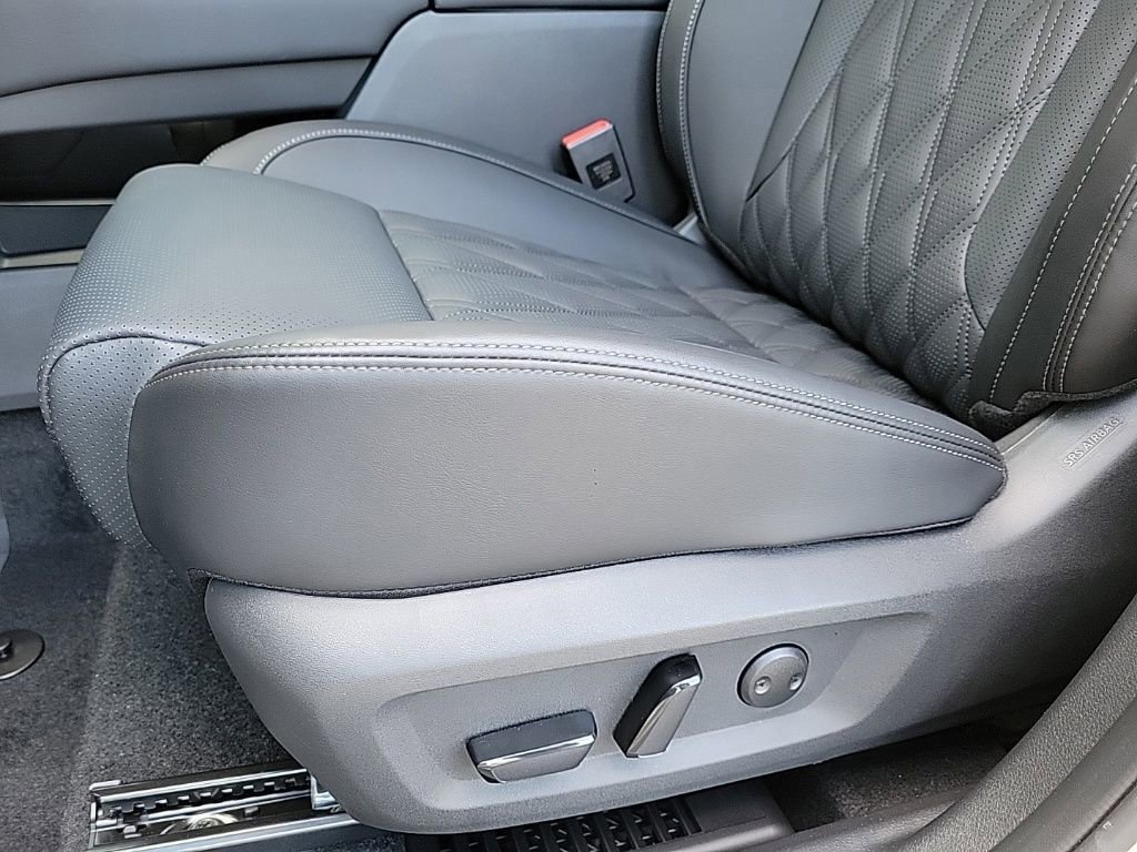 New 2026 Nissan Rogue Platinum image 19