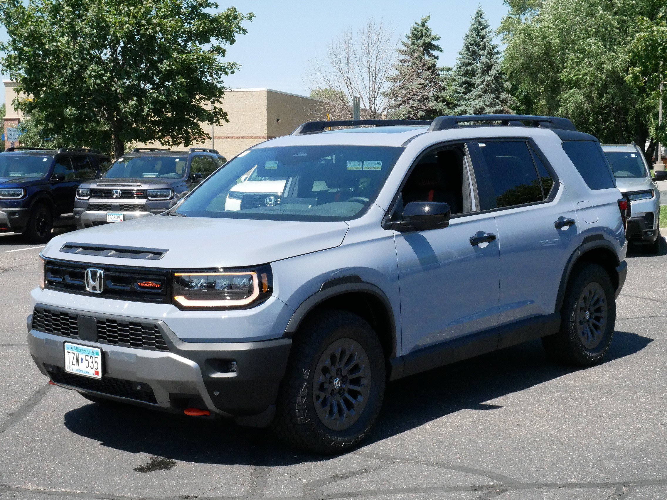 Certified 2026 Honda Passport TrailSport image 3