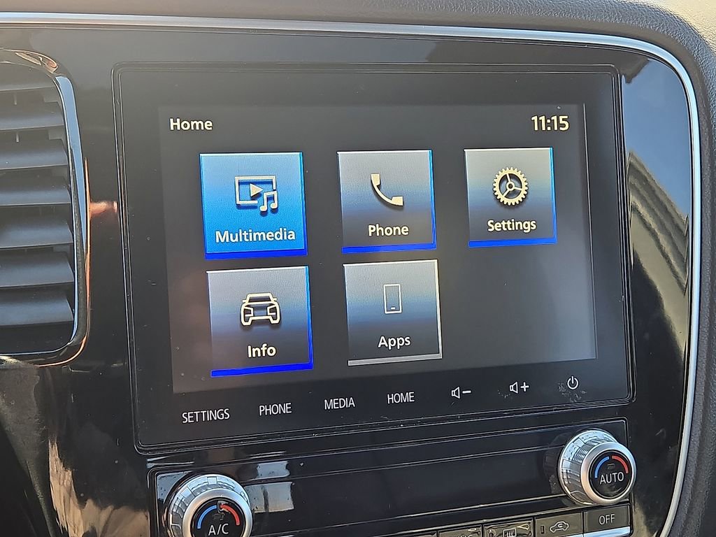 Used 2020 Mitsubishi Outlander LE image 25