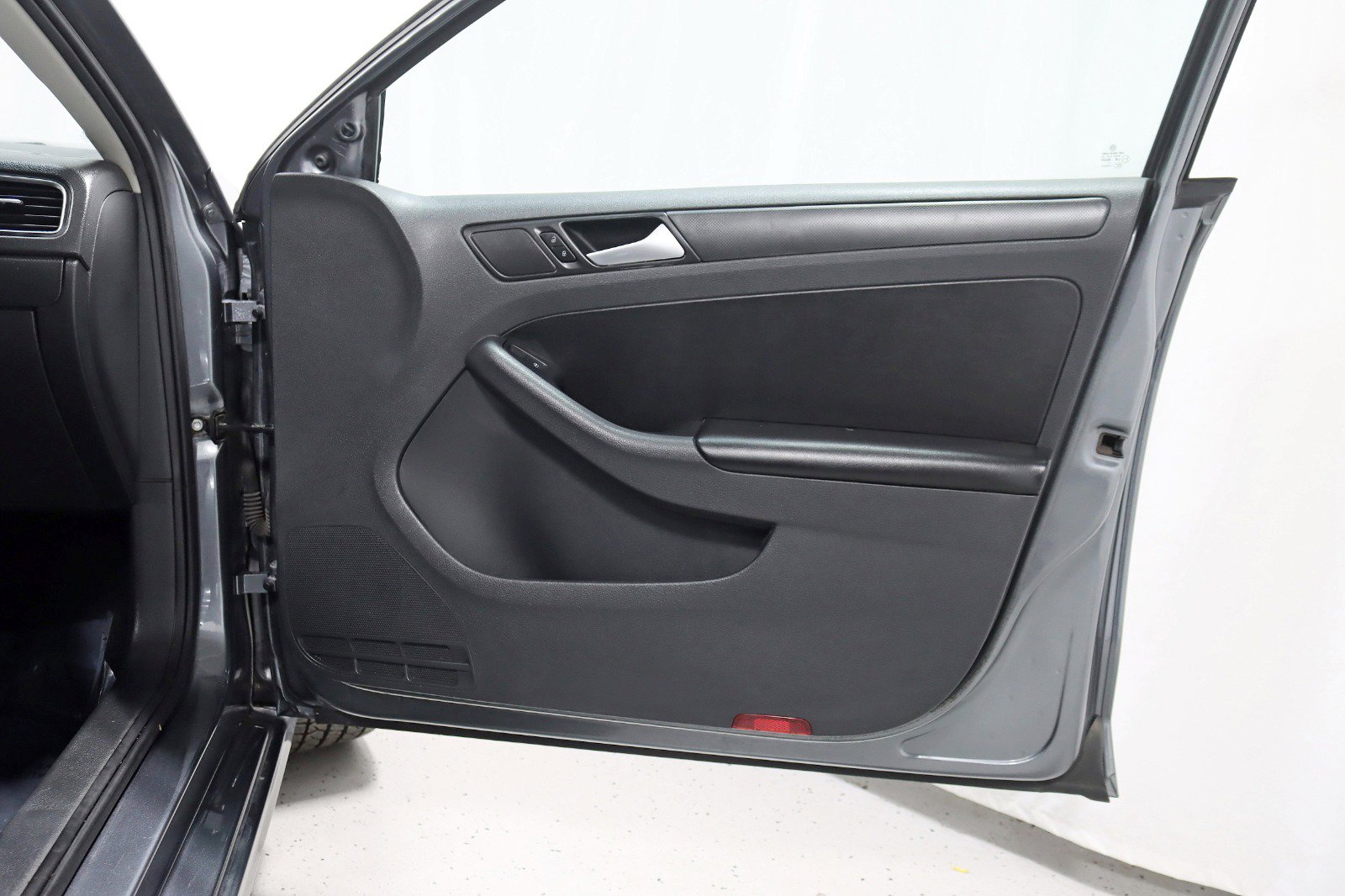 Used 2014 Volkswagen Jetta SE image 24