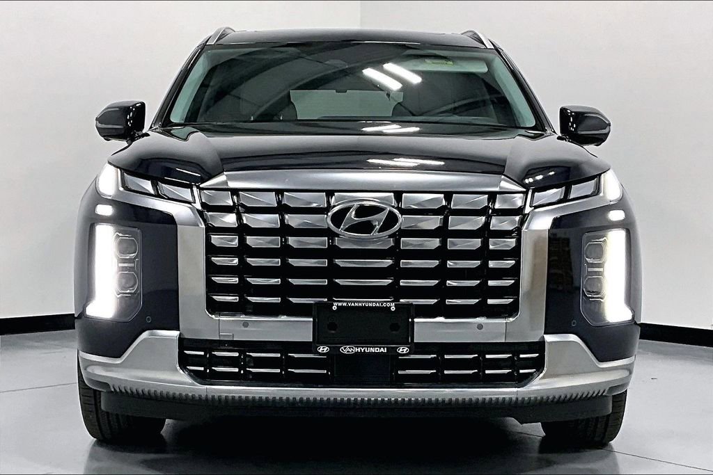 Used 2025 Hyundai Palisade Calligraphy image 5