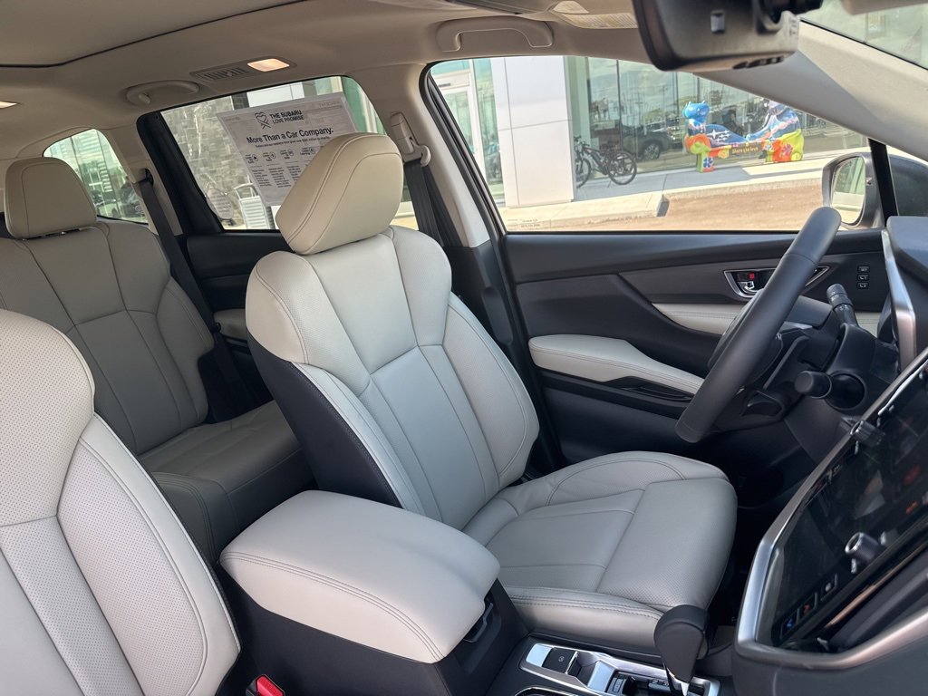 New 2025 Subaru Ascent Limited image 7