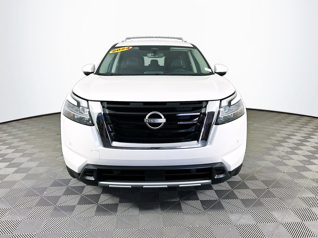 Certified 2024 Nissan Pathfinder SL AWD/4WD image 4