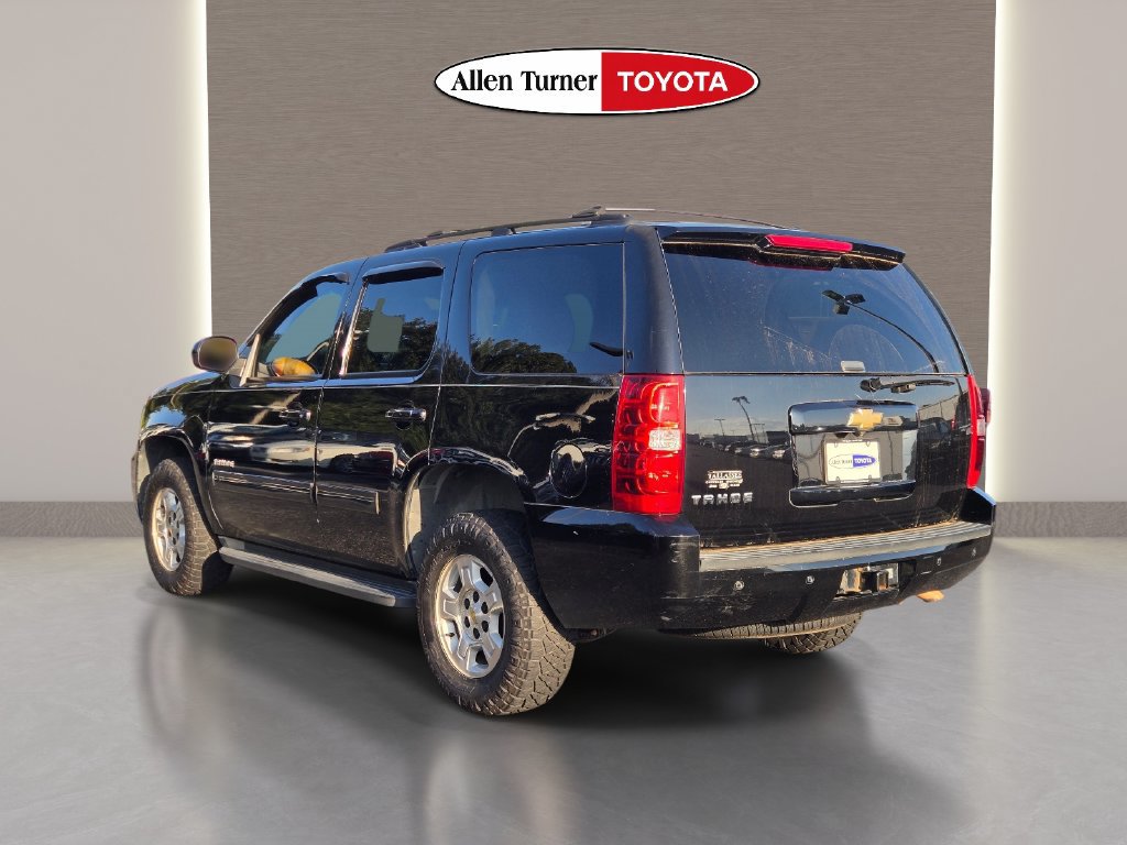 Used 2013 Chevrolet Tahoe LT w/ Luxury Package RWD image 9