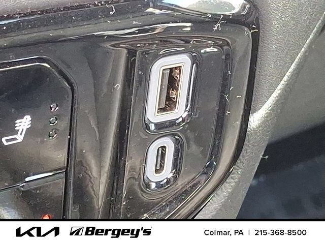 Used 2024 Chevrolet Silverado 1500 LT Trail Boss w/ LT Trail Boss Premium Package AWD/4WD image 28