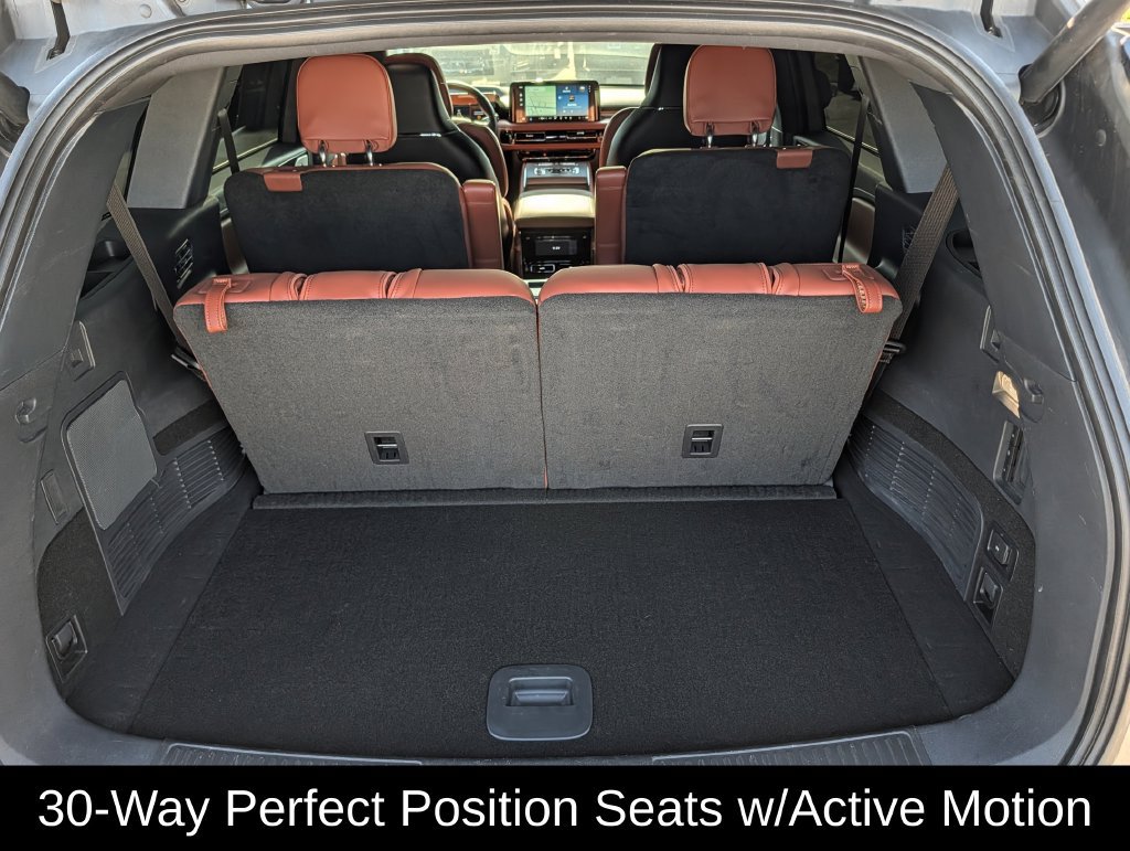 Used 2026 Lincoln Aviator Reserve AWD/4WD image 31