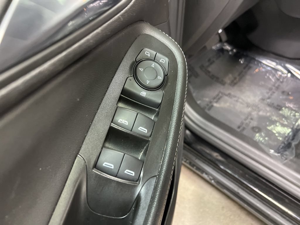 Used 2025 Buick Encore GX Preferred FWD image 19