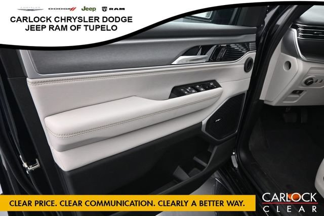 New 2026 Jeep Grand Wagoneer L 4WD w/ Premium Group I image 13