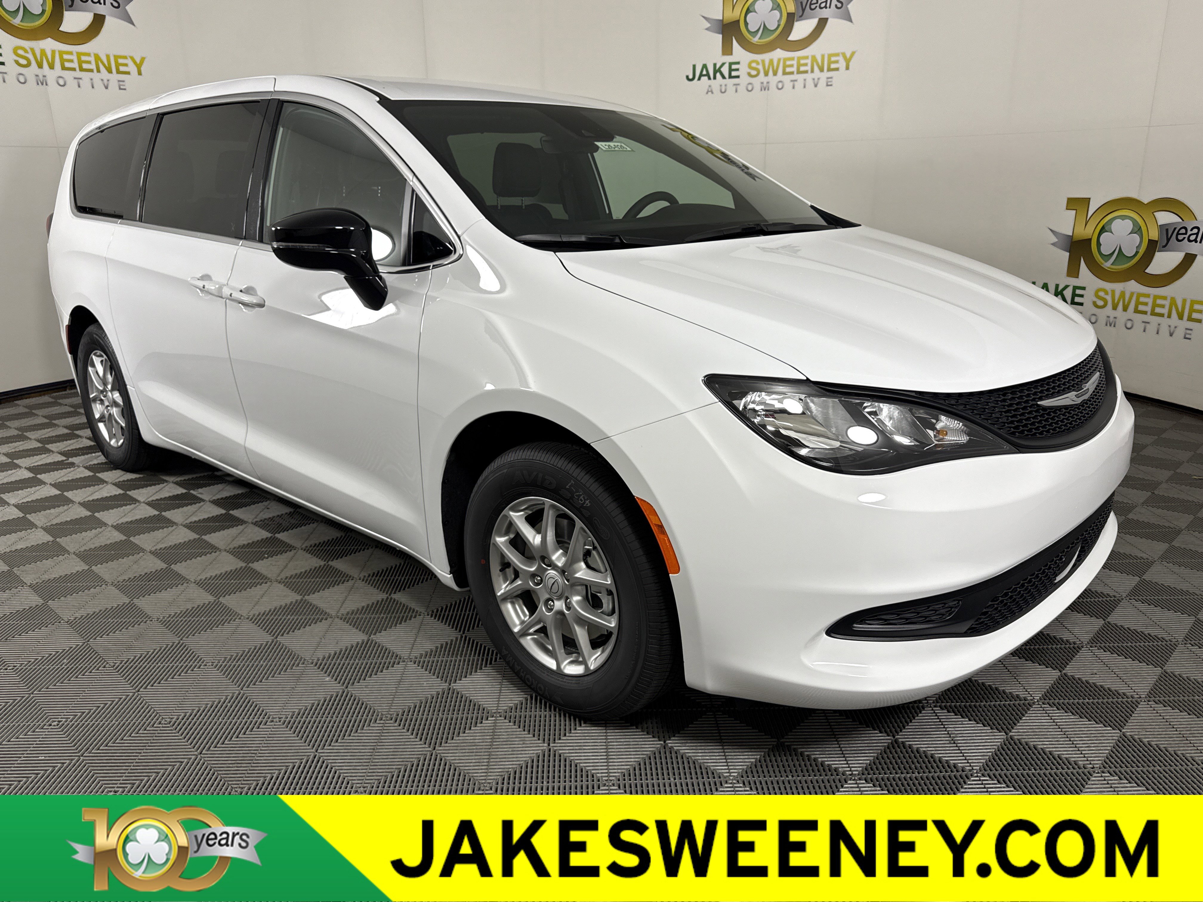 New 2026 Chrysler Voyager LX