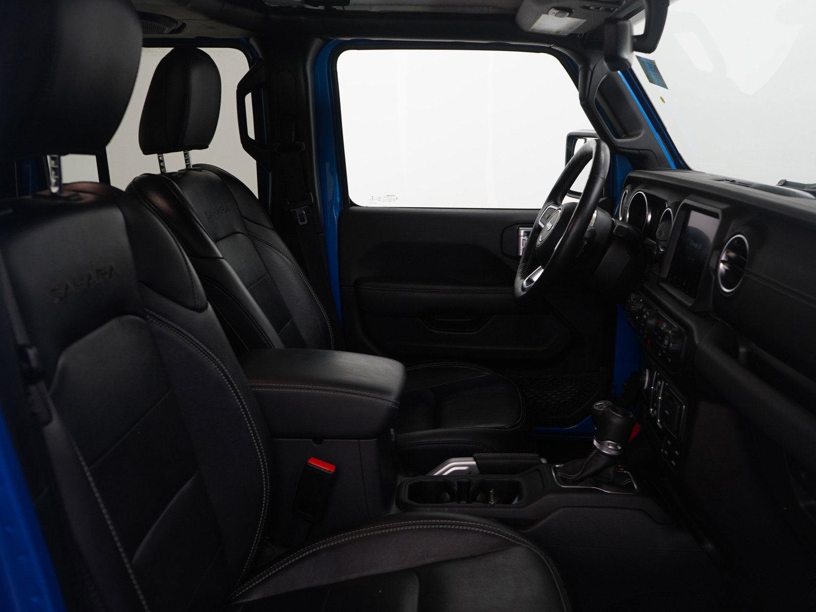 Used 2023 Jeep Wrangler 4xe Sahara w/ Cold Weather Group image 11