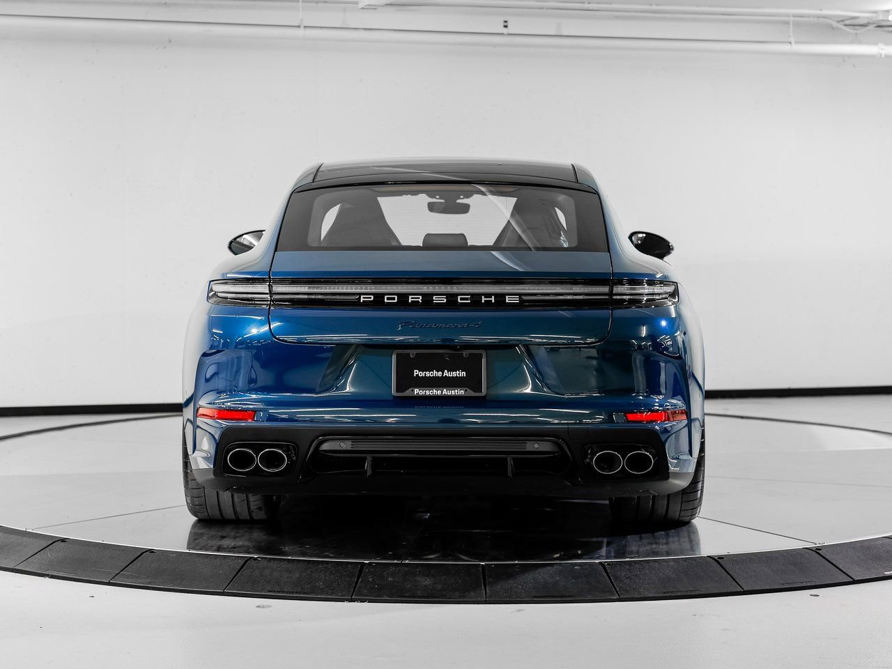 New 2026 Porsche Panamera 4 image 6