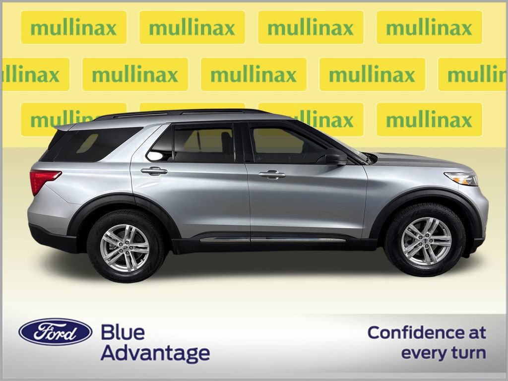 Certified 2024 Ford Explorer XLT w/ Equipment Group 202A RWD image 2