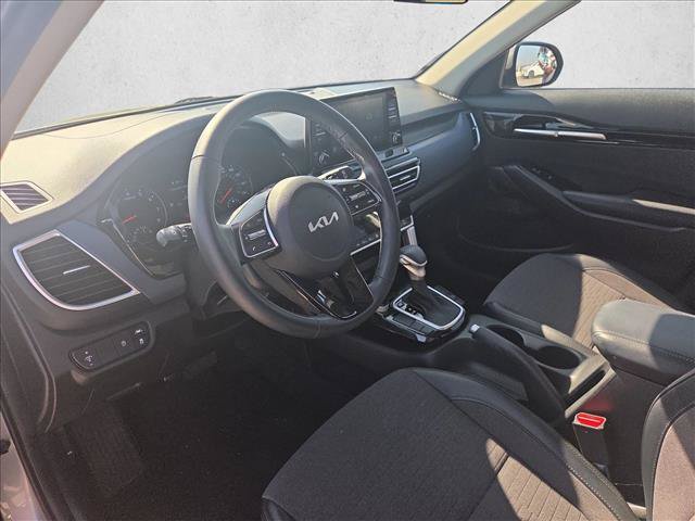 Used 2023 Kia Seltos S FWD image 10