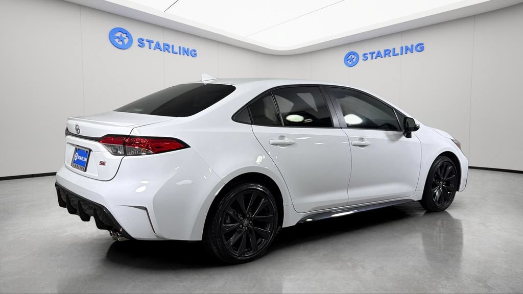 Used 2023 Toyota Corolla SE FWD image 9