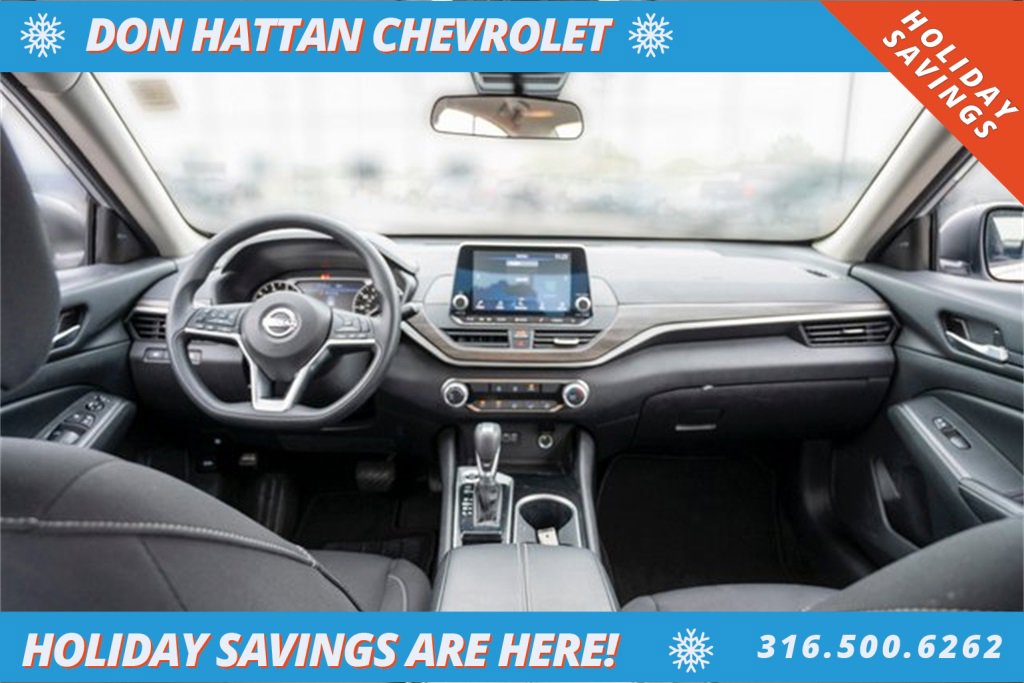 Used 2024 Nissan Altima 2.5 SV image 3