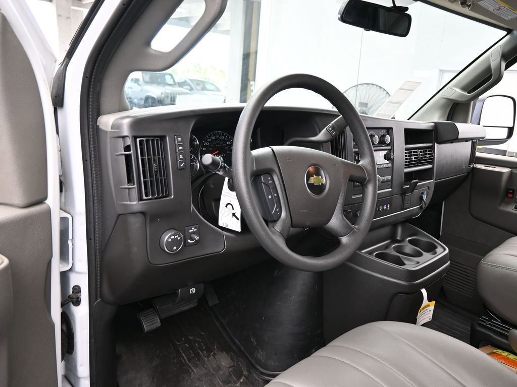 New 2025 Chevrolet Express 2500 Extended w/ Driver Convenience Package image 10
