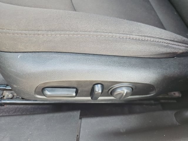 Used 2021 Chevrolet Malibu LT FWD image 14