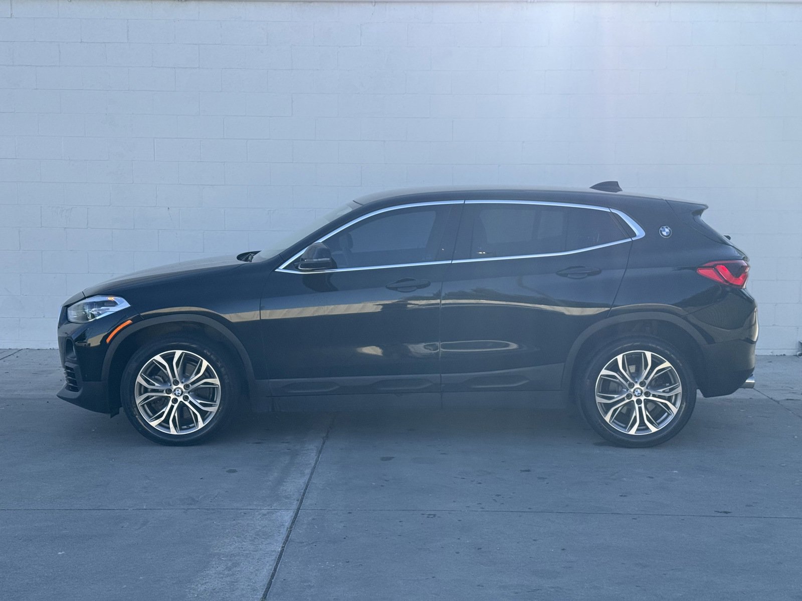 Used 2018 BMW X2 xDrive28i w/ Convenience Package AWD/4WD image 4